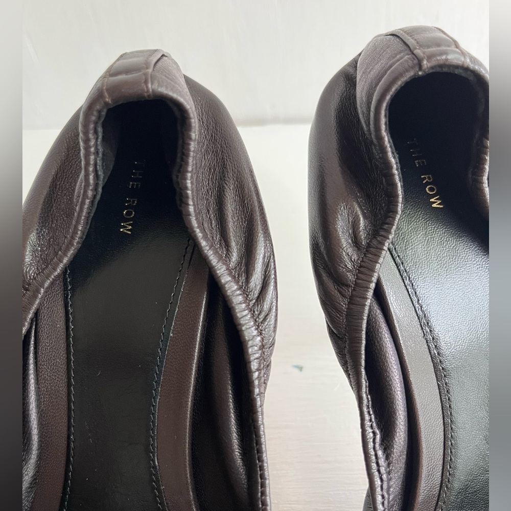 THE ROW Liisa Pointed Toe Pump - Laquer Brown 38 - Picture 6 of 15